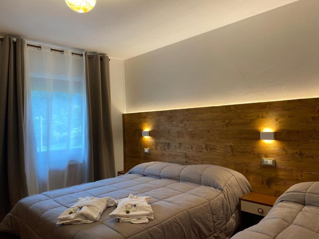 Albergo Quai Monno Eksteriør bilde